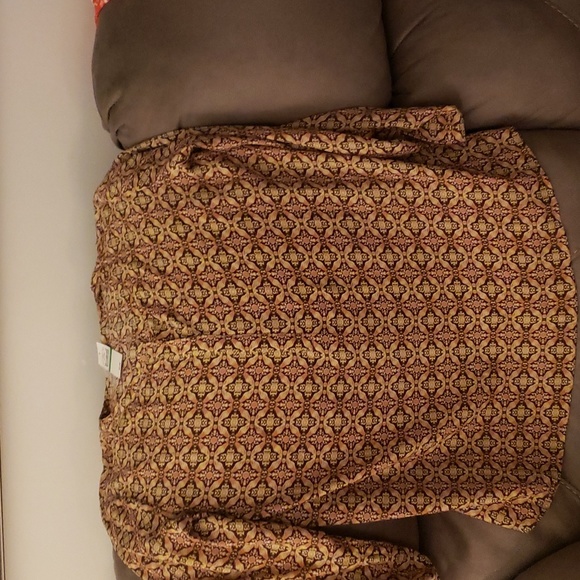 Four ladies tops size large - Picture 2 of 5